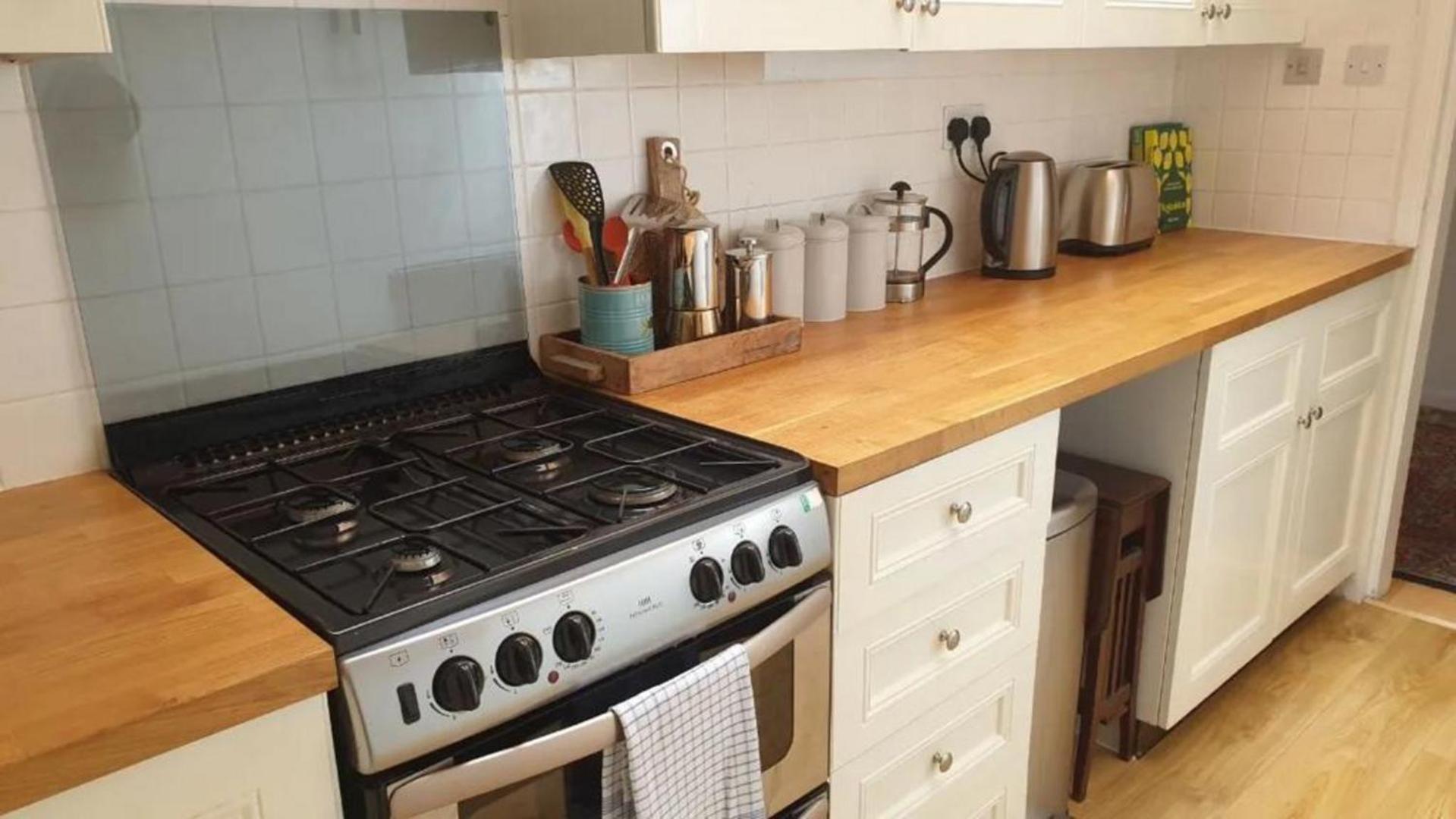 Charming 3 Bedroom Apartment In The Heart Of Vibrant Old Town Единбург Екстер'єр фото